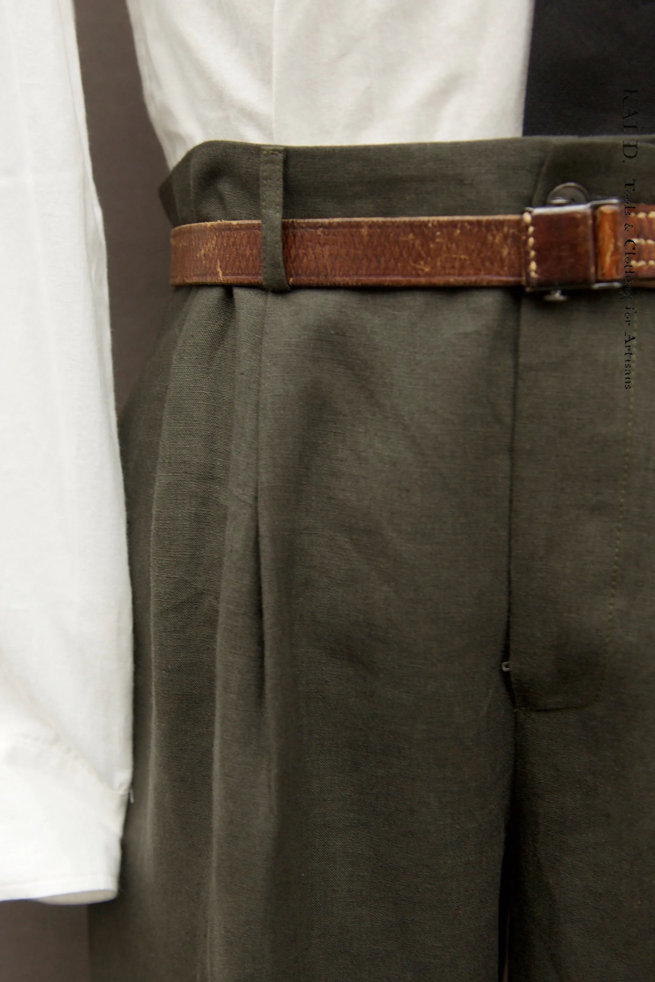 Double Pleat Belgian Linen Trousers - Arabica - 46, 48