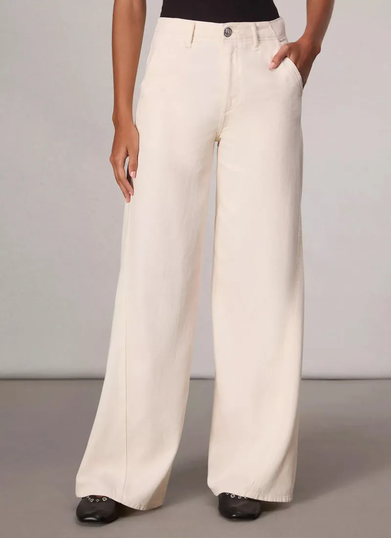 Featherweight Tailored Wide Leg Sofie Jeans
