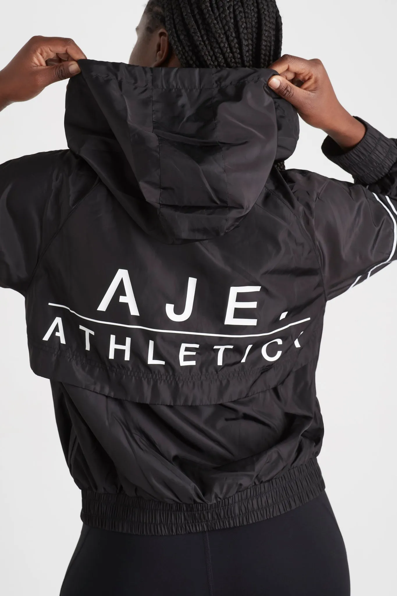 Hooded Windbreaker Jacket 016