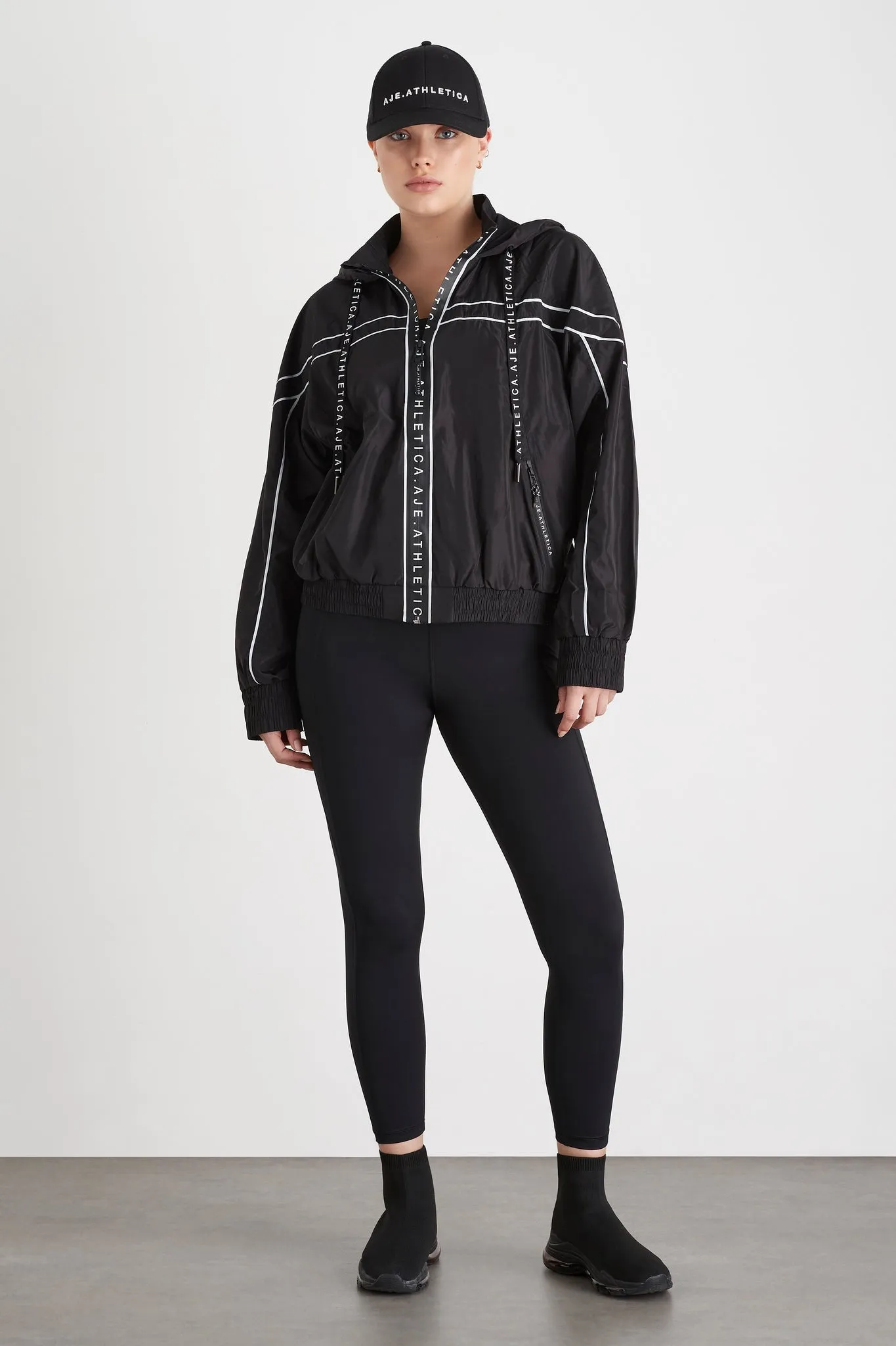 Hooded Windbreaker Jacket 016