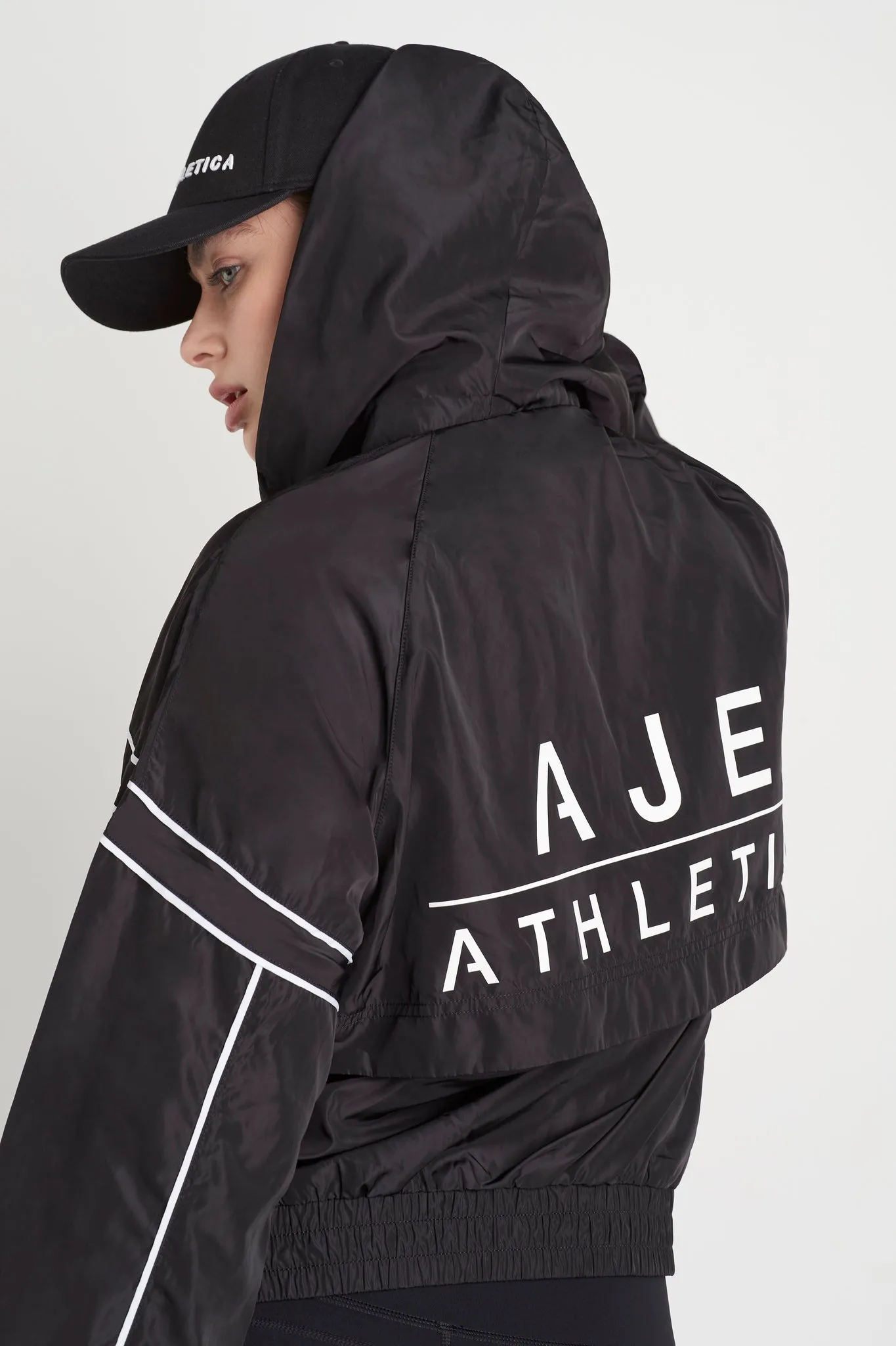 Hooded Windbreaker Jacket 016